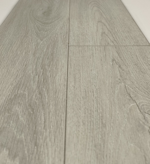 Ламинат Latat ELEGANTE Дуб Сидамо NL 	