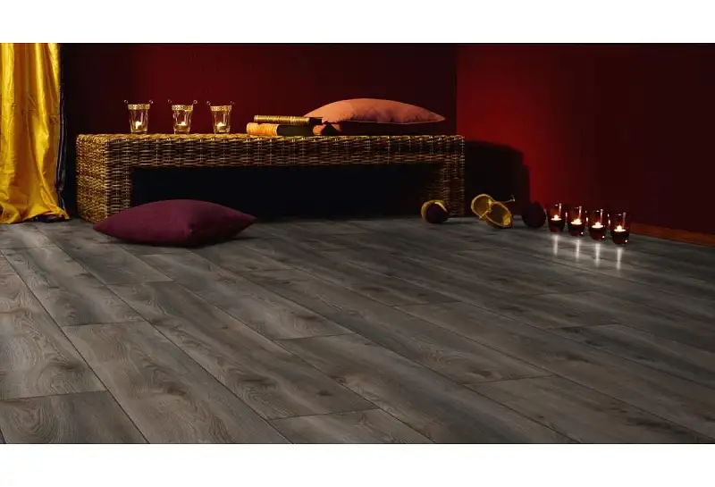 Ламинат Kronotex Residence Дуб Макро серый ML1011